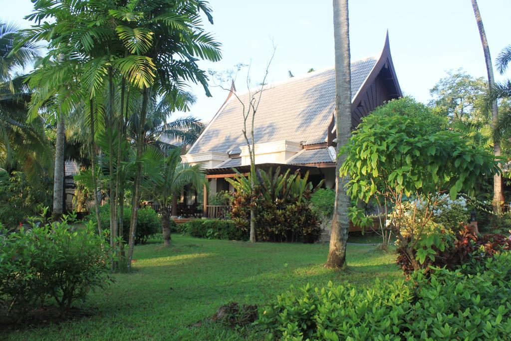 Mukdara Beach Villa & Spa Resort Као Лак Екстериор снимка