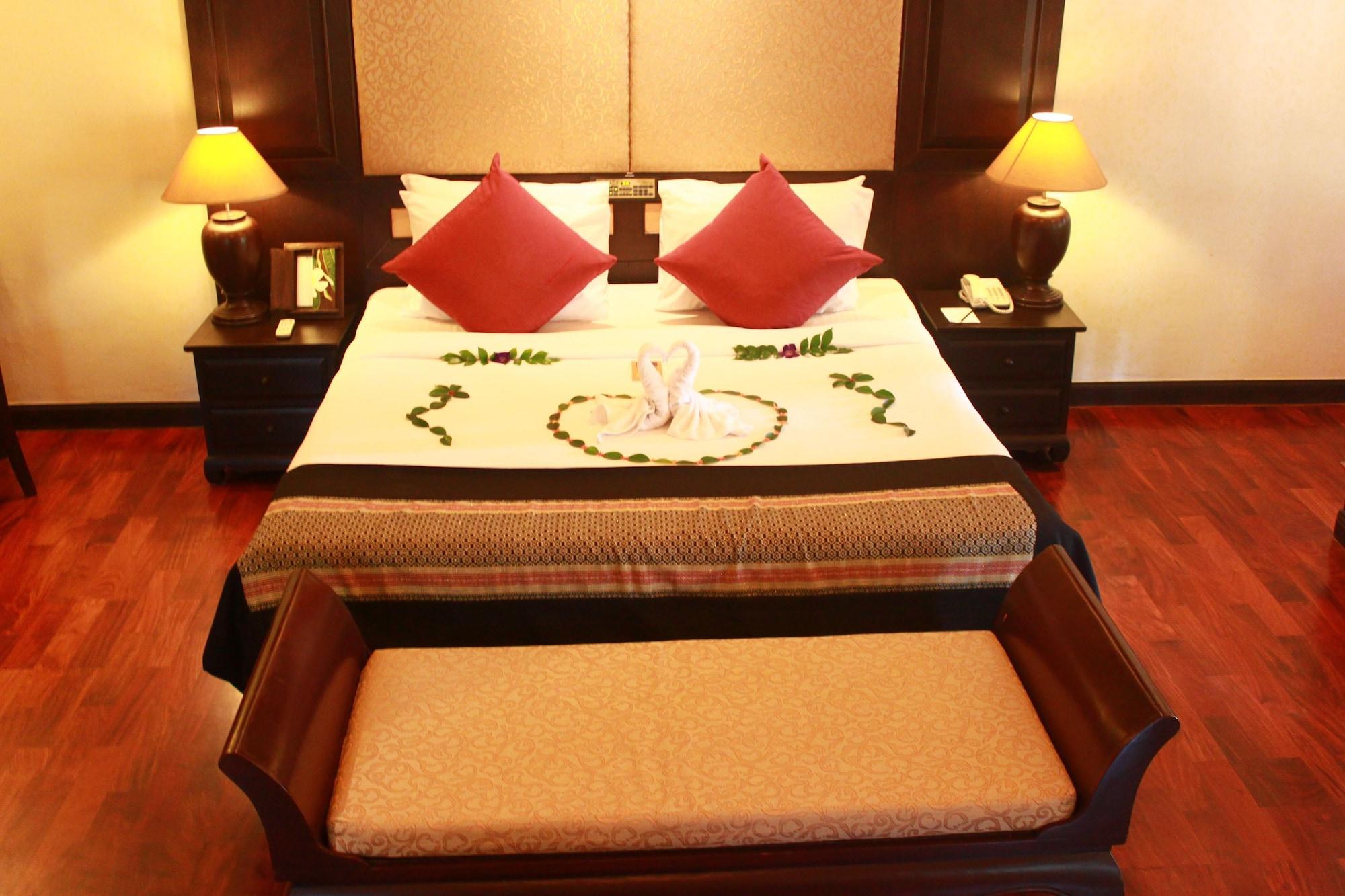 Mukdara Beach Villa & Spa Resort Као Лак Екстериор снимка