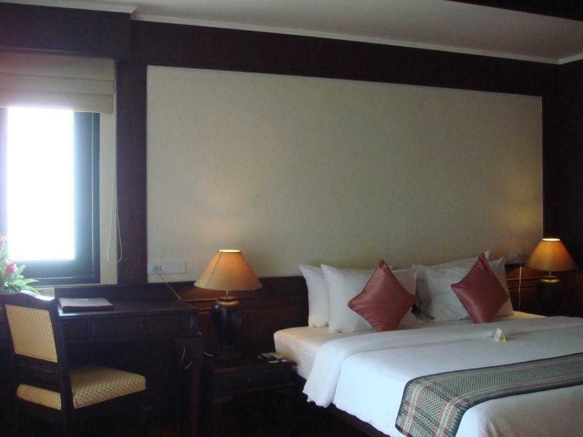 Mukdara Beach Villa & Spa Resort Као Лак Екстериор снимка